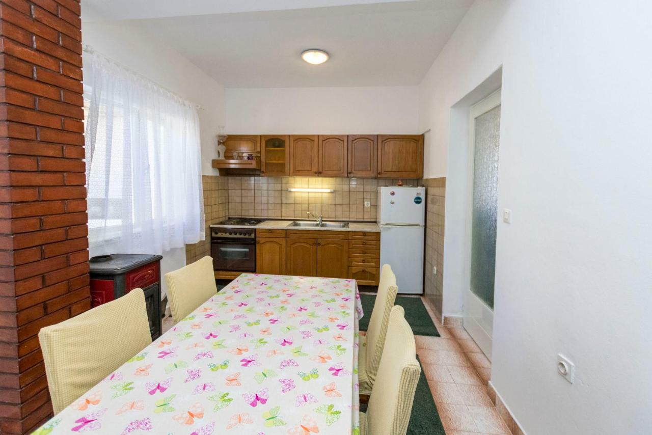 Apartments Anica Primošten Buitenkant foto
